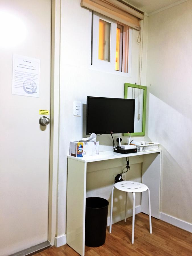 Myeong-Dong Good Stay โซล ภายนอก รูปภาพ