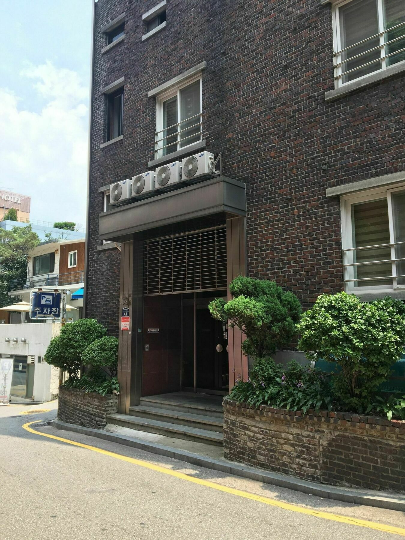 Myeong-Dong Good Stay โซล ภายนอก รูปภาพ