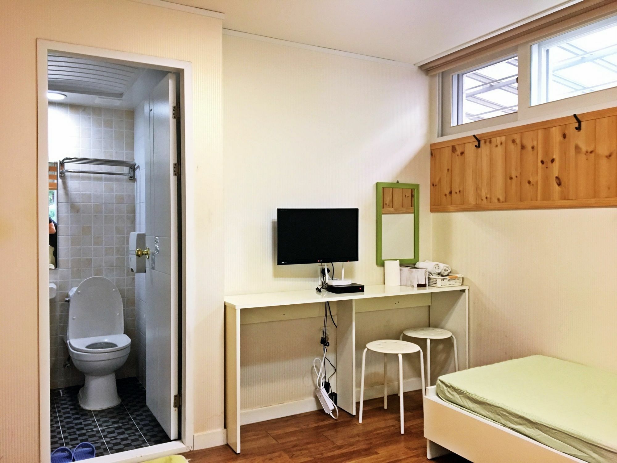 Myeong-Dong Good Stay โซล ภายนอก รูปภาพ